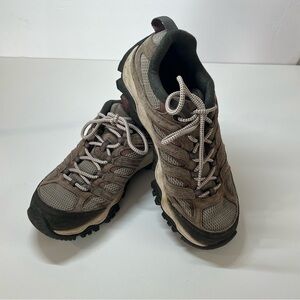 Merrell Women’s Brown/Tan Hiking Shoes Size 8.5 W